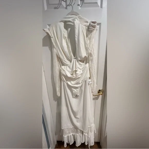 PatBo Plunge Lace Sleeve Maxi Dress - Picture 12 of 16